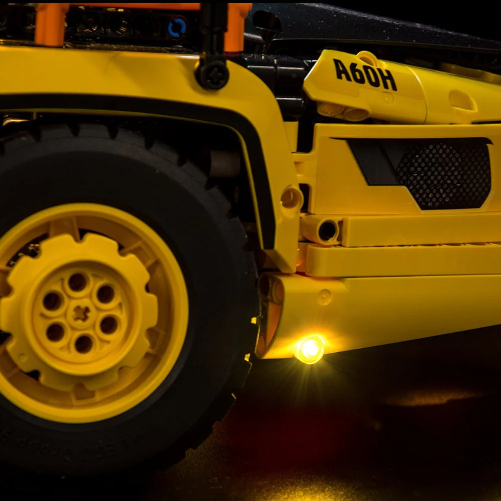 Light Kit for 6x6 Articulated Hauler #42114 - Image 4