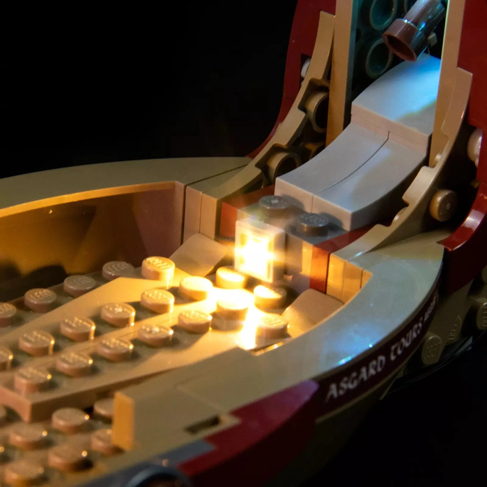 Light Kit for The Goat Boat #76208 - Image 6