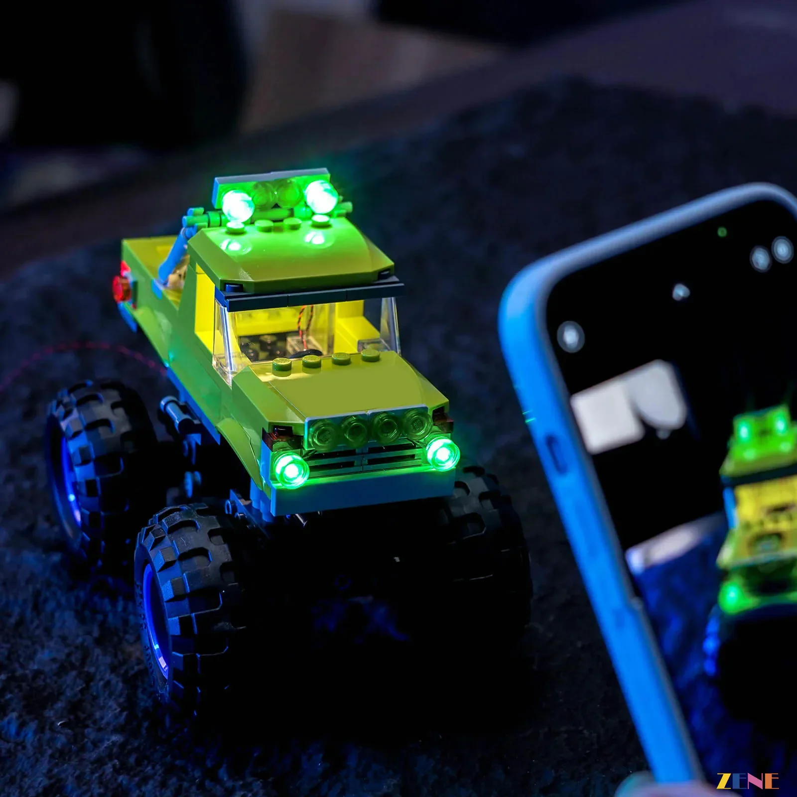 Light Kit for The Hulk Truck vs. Thanos #76312 - Image 15